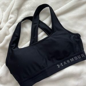 under armour supportive sports bra